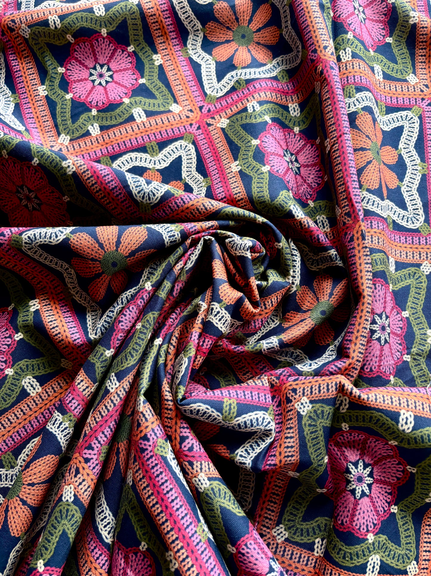 Granny Square Cotton Viscose - The Crafty Pie - REMNANT - 160cm