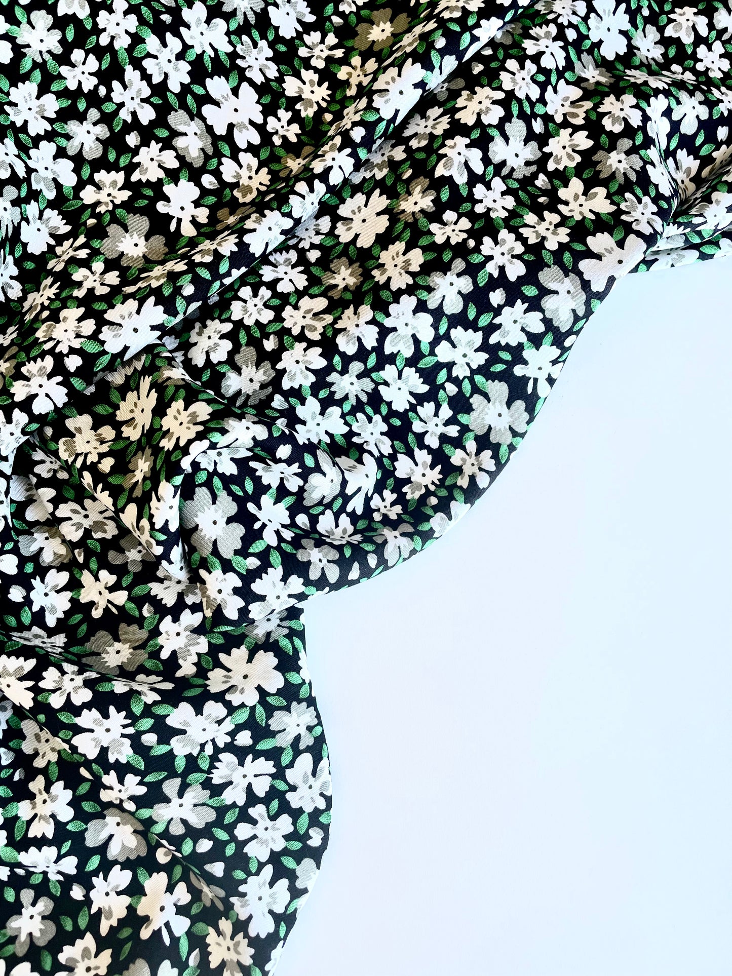 Mabel Kit - Betty Florals Viscose