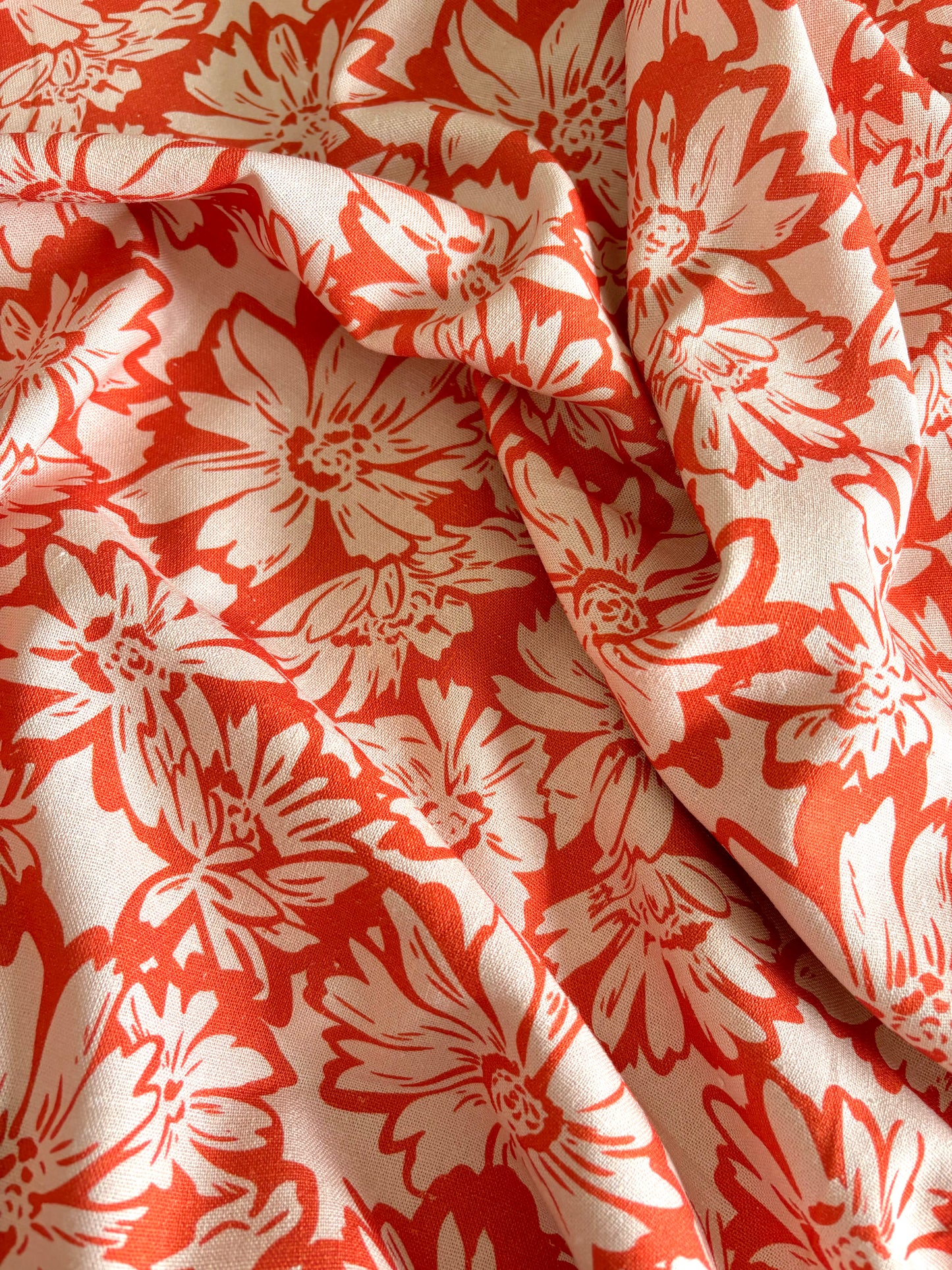 Floral Burst Linen Mix - Little Johnny - REMNANT - 340cm x 134cm