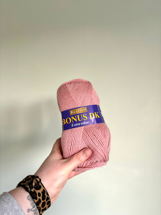 Hayfield Bonus DK Yarn - Oyster Pink