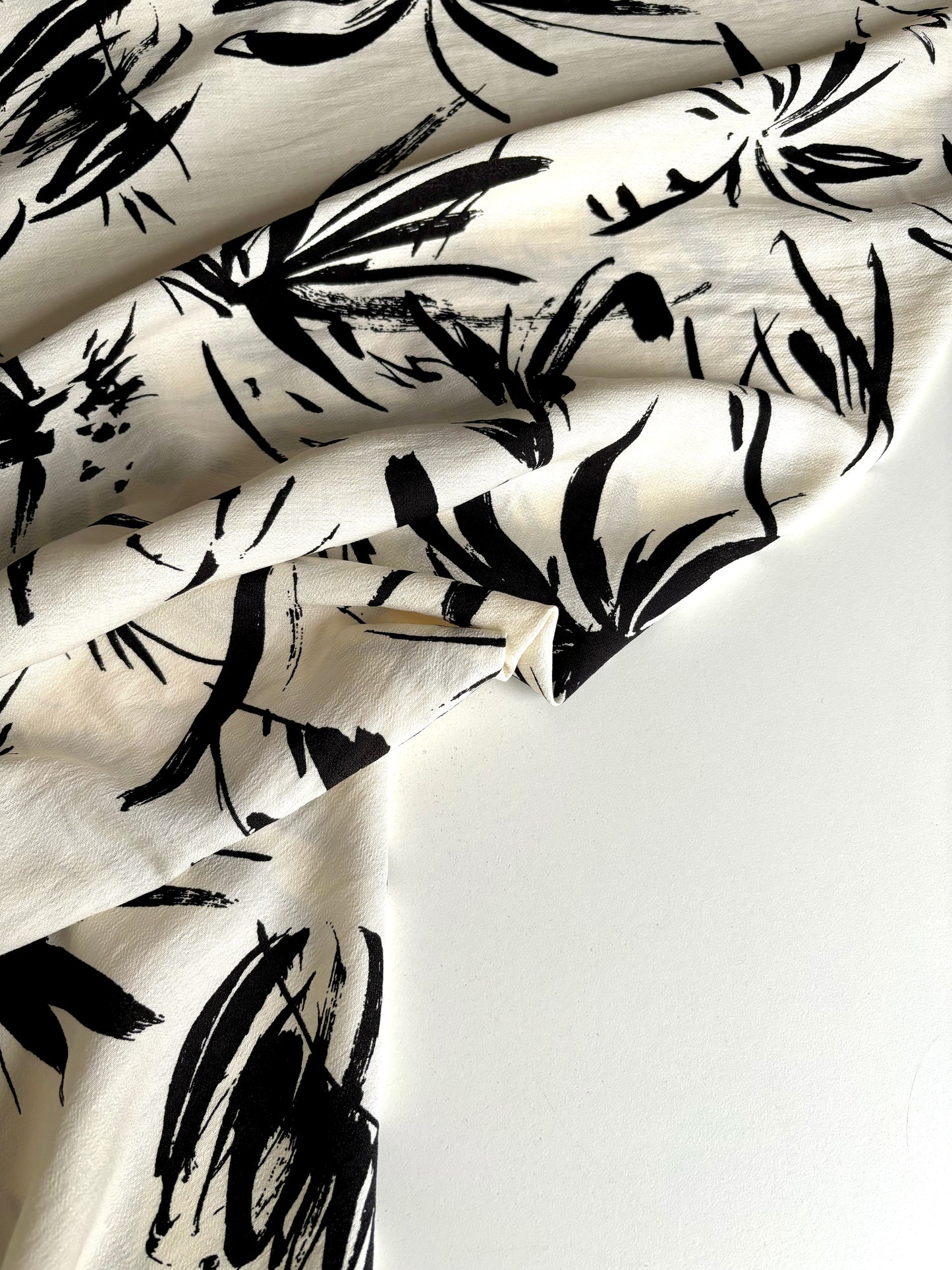 Brush Strokes Airflow Viscose