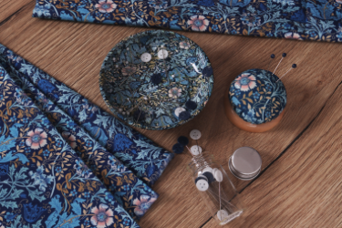 Magnetic Pin Dish - Blue Floral