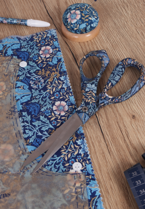Fabric Scissors - Blue Floral