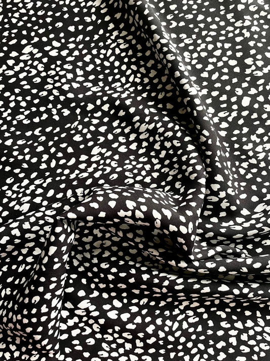 Dotty Viscose - REMNANT - 270cm [FLAW]
