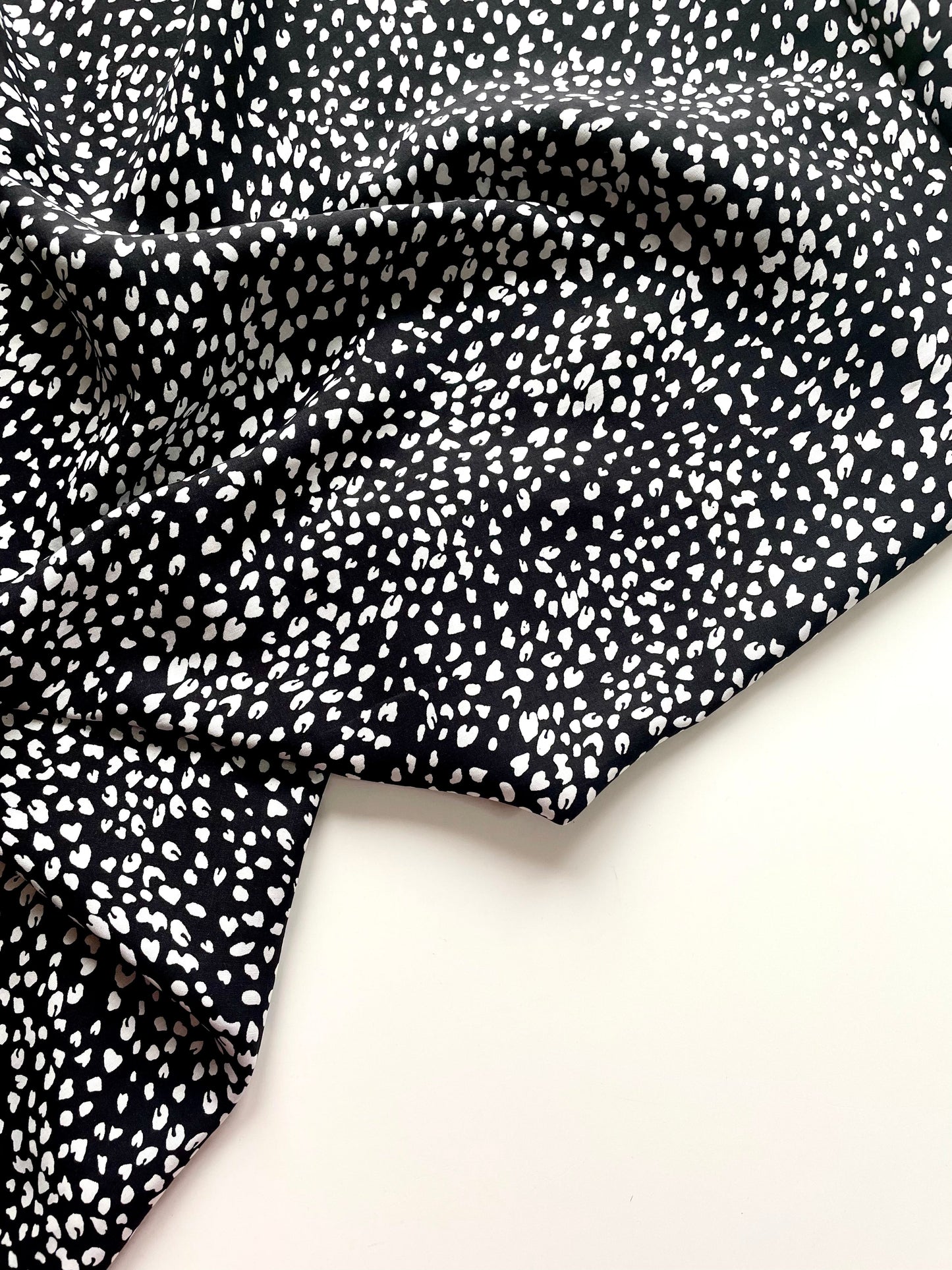 Dotty Viscose - REMNANT - 270cm [FLAW]