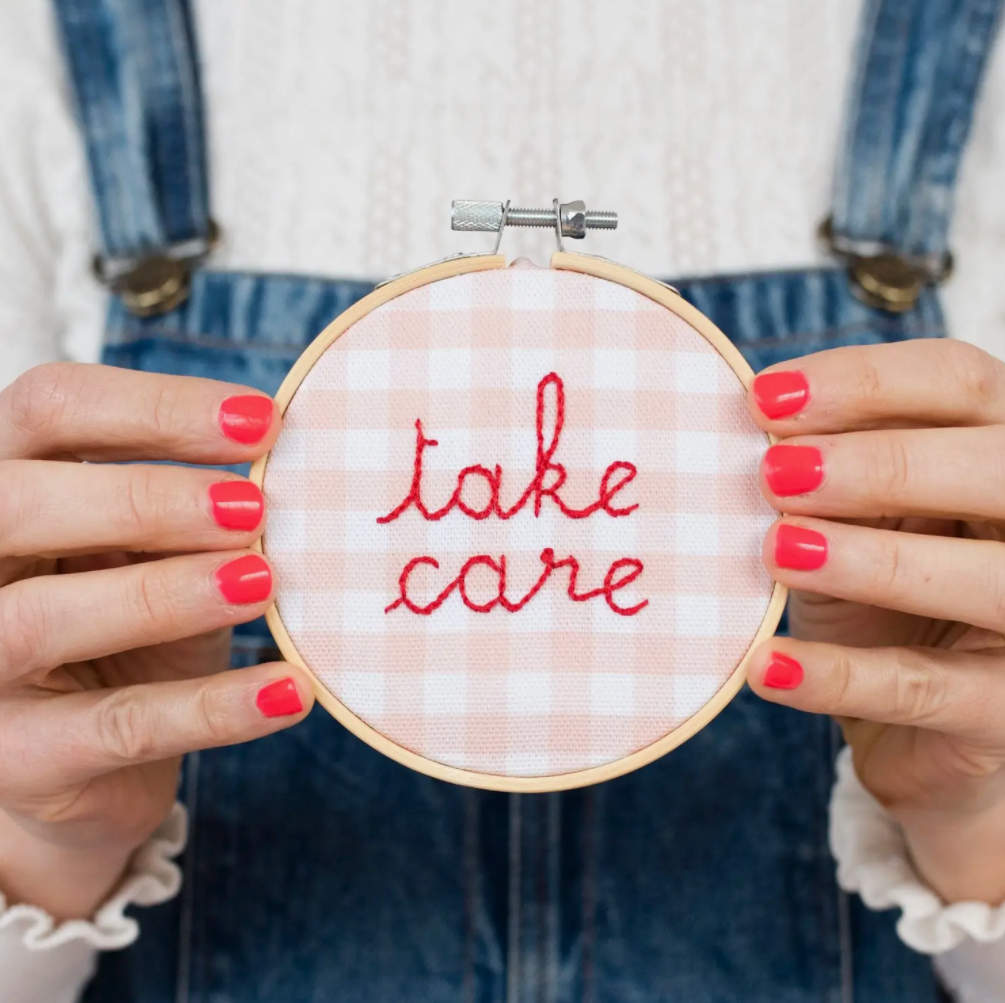 Gingham Hoop Embroidery Kit - Cotton Clara